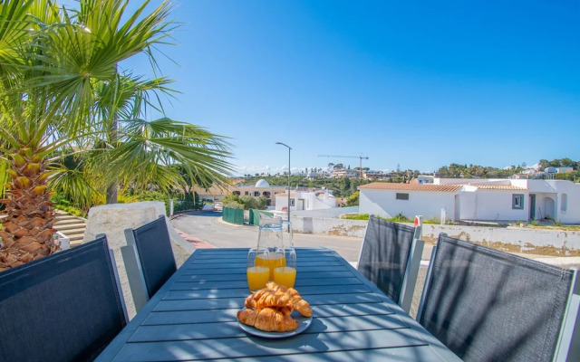 Kizi in Carvoeiro With 1 Bedrooms and 1 Bathrooms