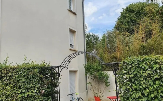 LA MARINA-Center-Parking-StationtoParis