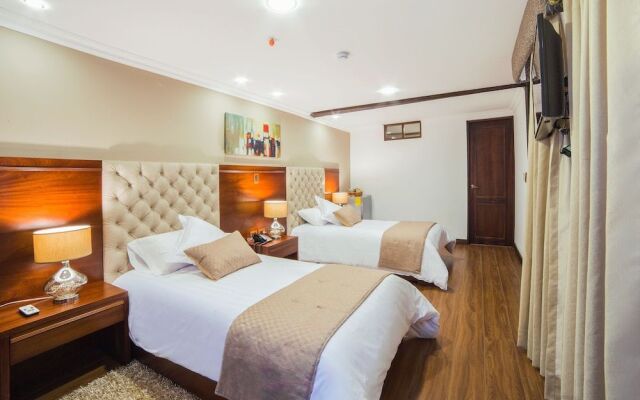 Felicia Hotel & Suites