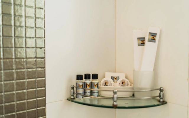 Jia 3 Candolim Goa-3bhk,nrBeach,Pool,Wifi,Bar table-Villa M by Moh Hospitality