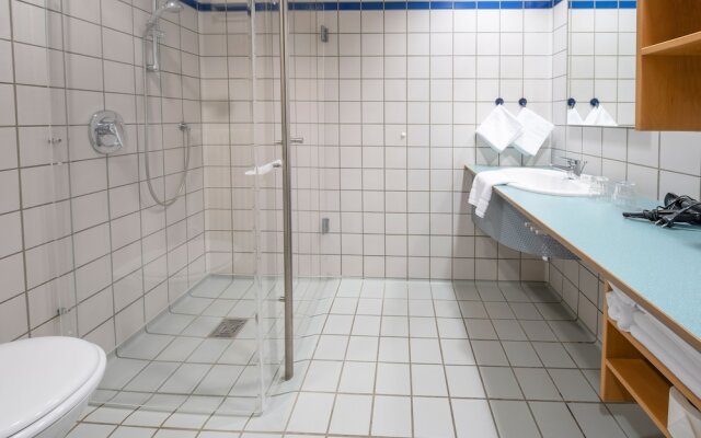 Rügener Ferienhäuser am Hochufer