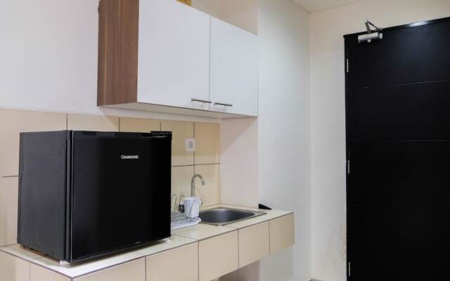 Minimalist Studio Skyline Apartment