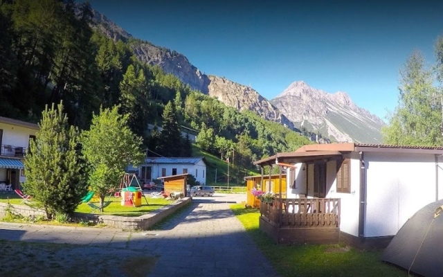 Camping Hotel La Pineta