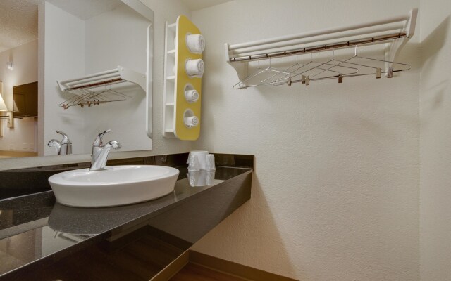 Motel 6 Tempe, AZ - Broadway - ASU