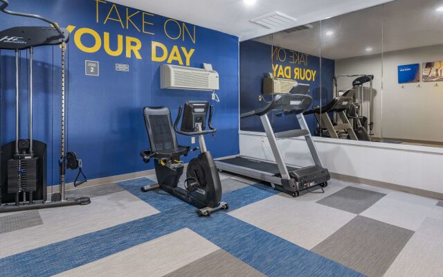 Comfort Inn & Suites