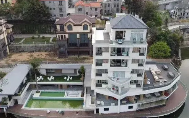 The Fogang Tolanno Hot-Spring Resort