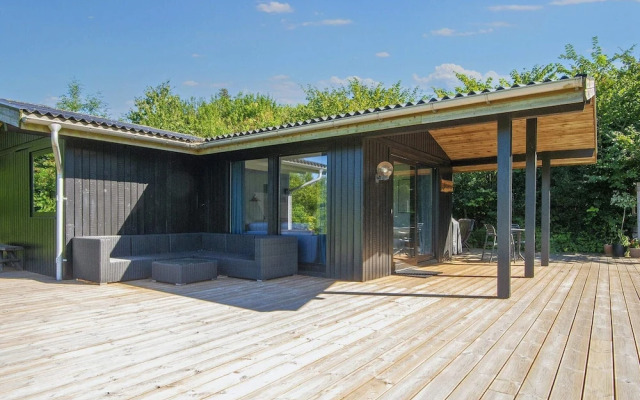 6 Person Holiday Home in Ebeltoft-by Traum