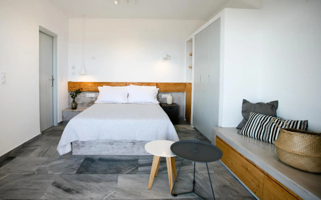 Pharos Apartments