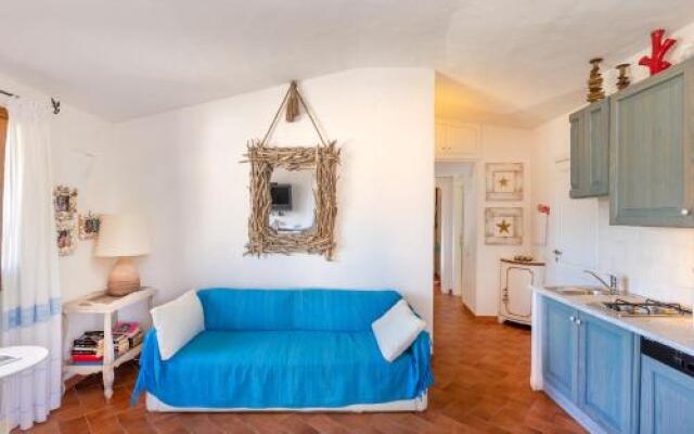 Piazzetta dei Pini LC-30