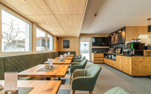 Stunning Apartment in Zams With 2 Bedrooms, Sauna and Wifi