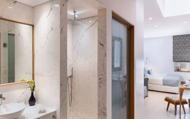 Avra Apartments Venetian Harbour