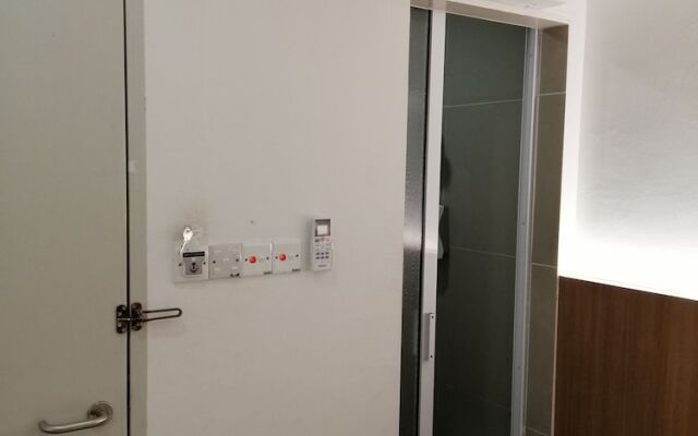 Place2Stay @ Simpang Tiga