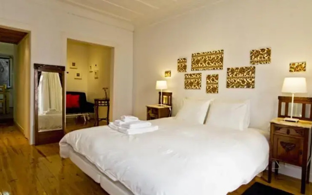 Bairro Alto Apartment Rosa