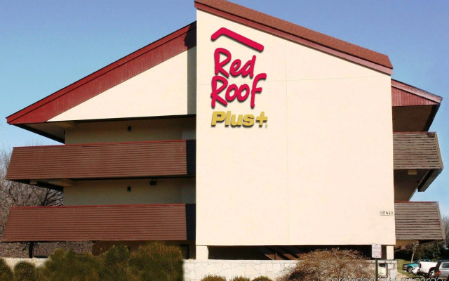 Red Roof Inn PLUS+ Chicago - Naperville