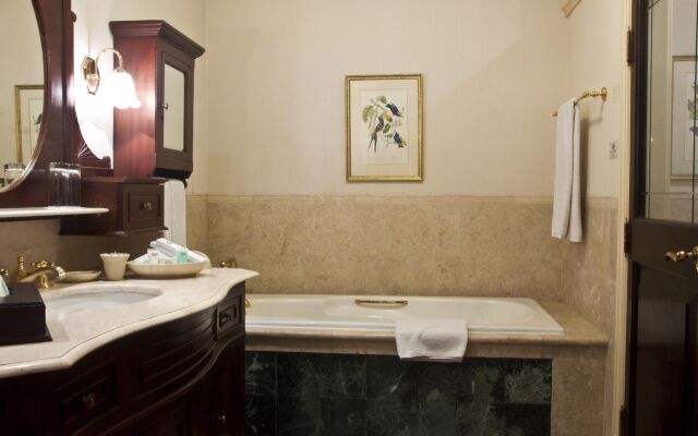 Hotel Majapahit Surabaya - MGallery
