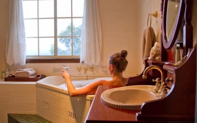 Bimbadeen Mountain Retreat