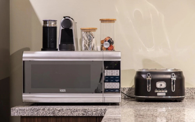 Holt - Amazing 2 BR in San Miguel