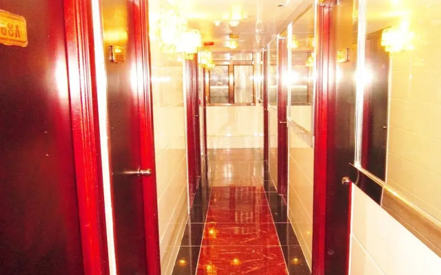 New Las Vegas Guest House 5F