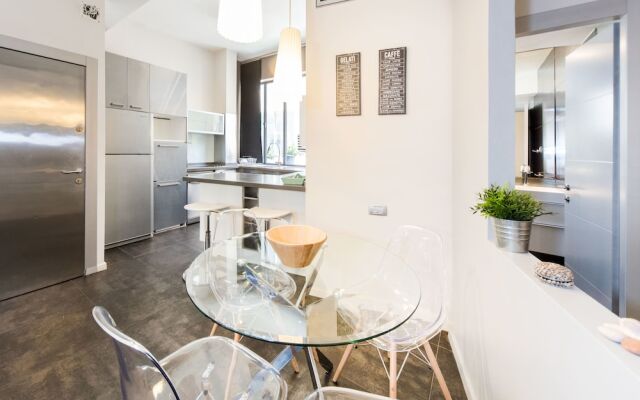 Modern Charm Balcony Retreat by Sea N Rent