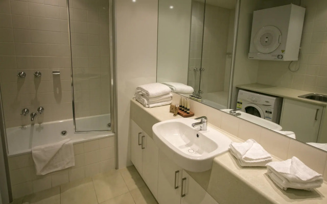 Portsea Village Resort