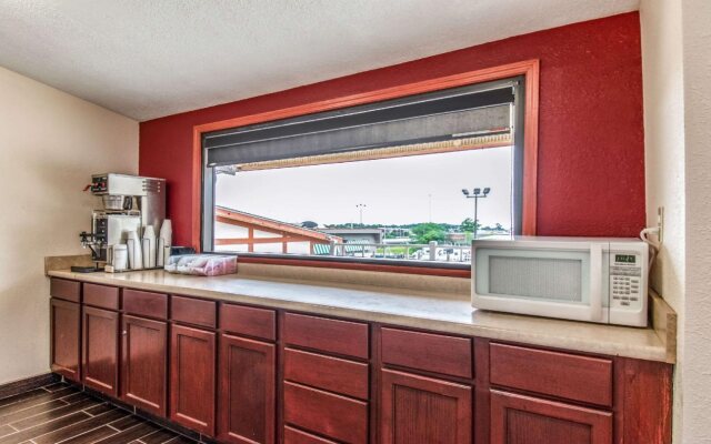 Rodeway Inn