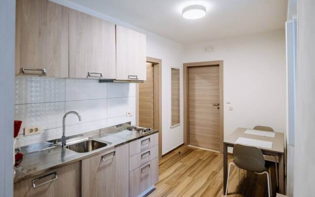 Aquarius Apartments by DuHomes
