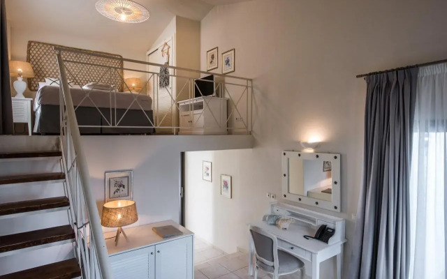 Creta Blue Boutique Hotel & Suites