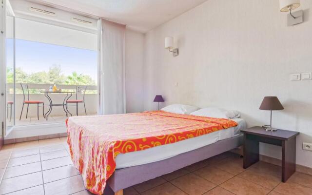 Comfort Aparthotel Six-Fours
