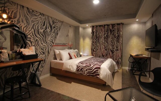 Gallery 9 Motel