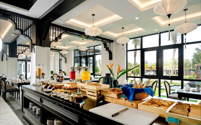 Bliss Hoi An Beach Resort & Wellness