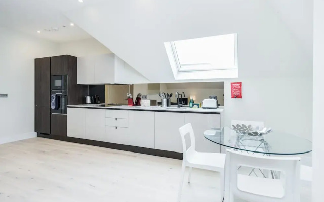 Roomspace Apartments - Newlands House