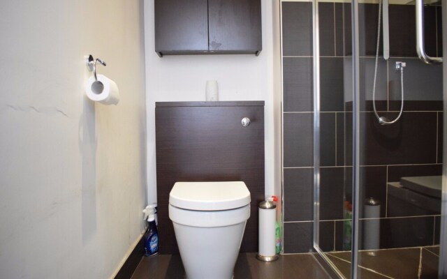 1 Bedroom Flat in Notting Hill With Mezzanine
