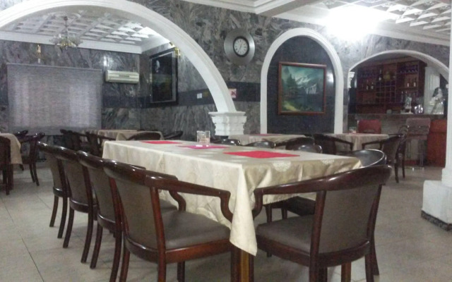 Starking Suites