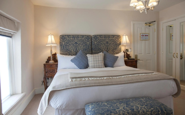 The Falcon Hotel