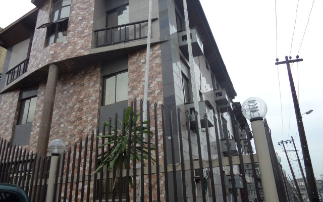 Peaceland Hotel LTD