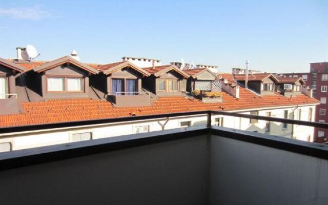 Temporary House - Milan Porta Romana