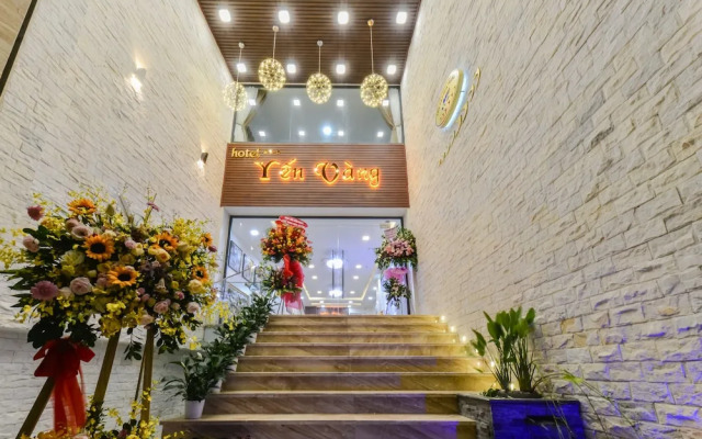 Yen Vang Hotel & Apartment
