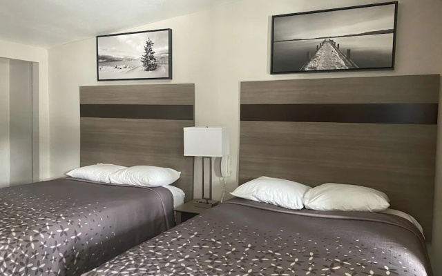 Apex Inn