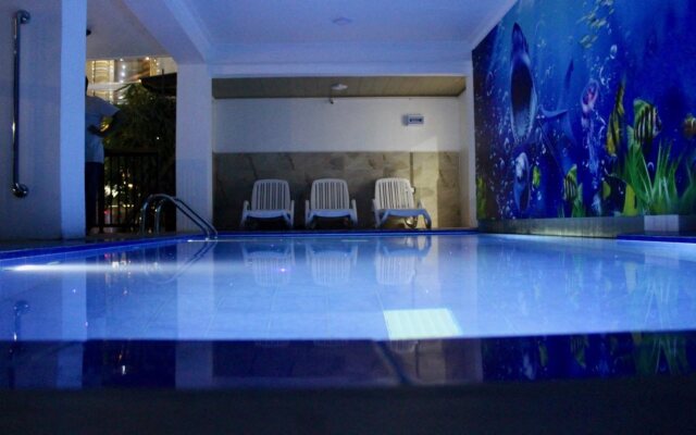Gloria Grand Unawatuna Hotel