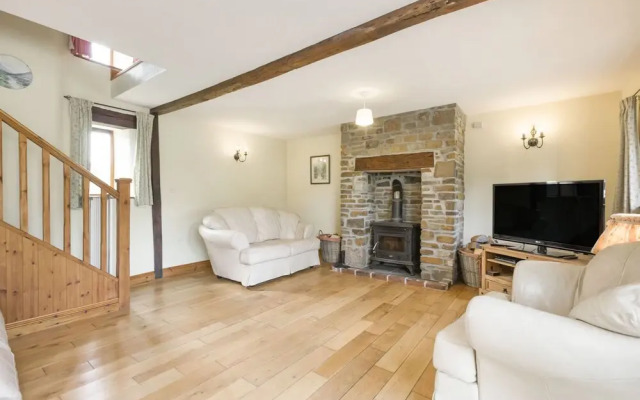 Groves Fishleigh