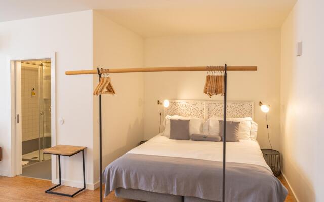 On Trend Nightlife Studio 303