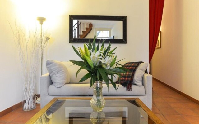 Campo dei Fiori Detached Apartment