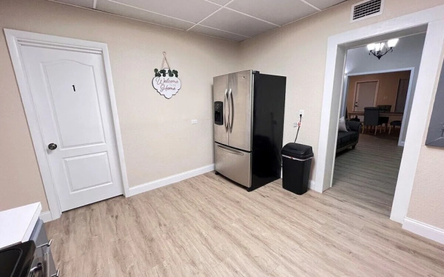 Comfortable Room Rentals Outlets & Kingsky Academy