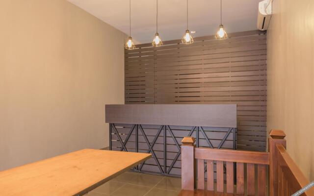 RedDoorz Plus near Maimun Palace 2 Medan