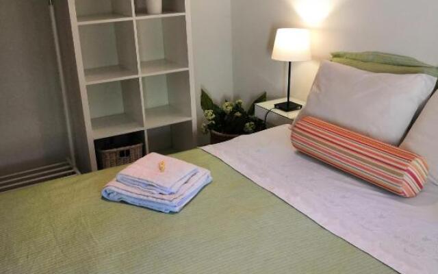 Cozy Garden 700m from St Luke s hospital