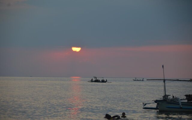 Bagus Beach Resort Lovina