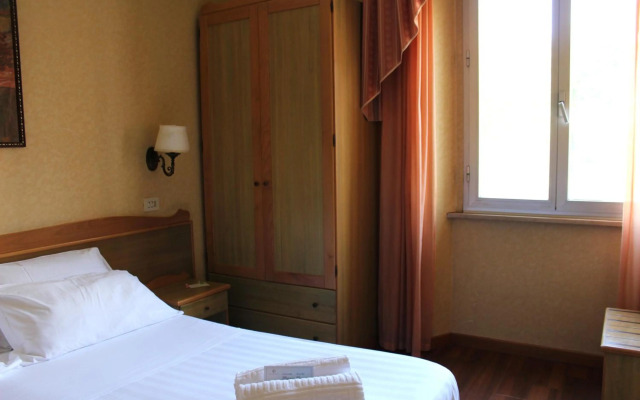 Phi Hotel Ambra