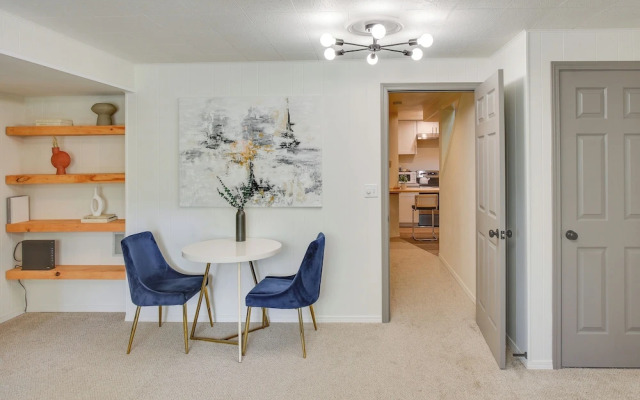 Updated Tacoma Home w/ Fire Pit!