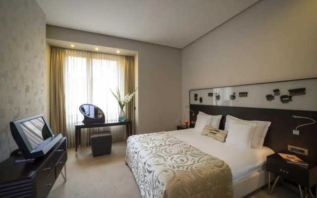 Townhouse27 Hotel