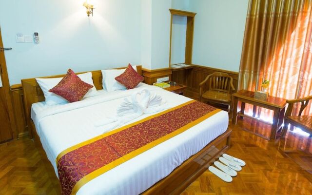 Shwe Pyi Hein Hotel